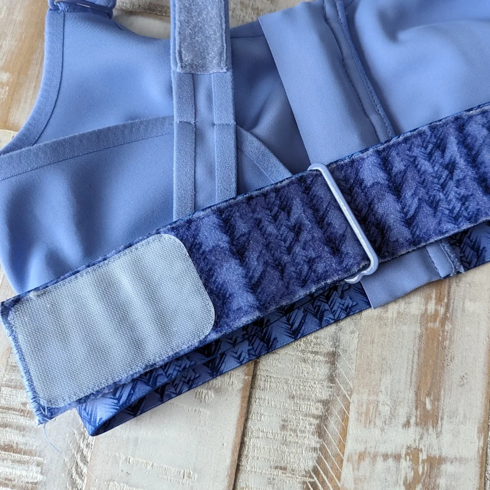 SHEFIT Flex Sports Bra, Size S - Picture 9 of 11